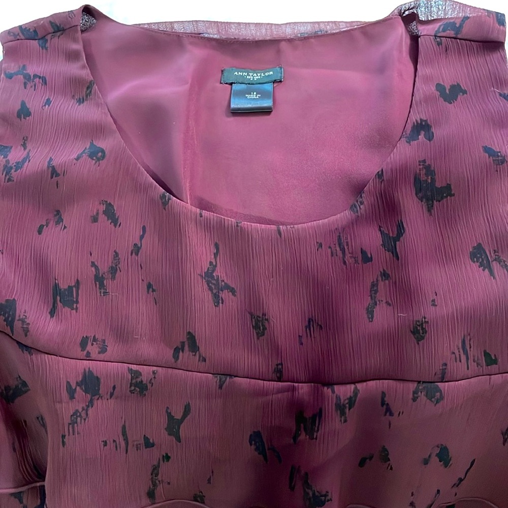 Ann Taylor Sleeveless blouse with ruffles